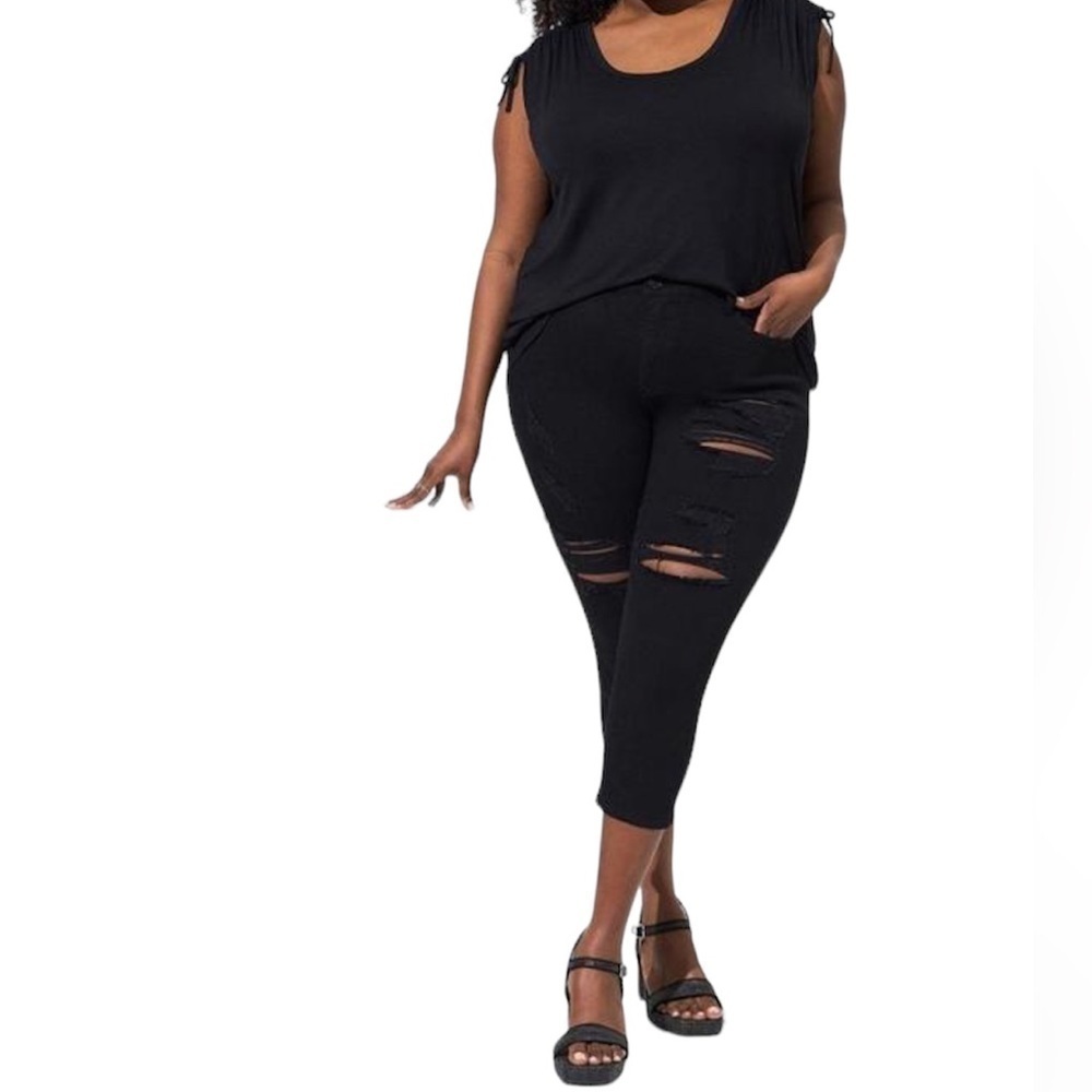 NEW Torrid Crop Sky High Skinny Premium Stretch High-Rise Jeans in Black Sz 20